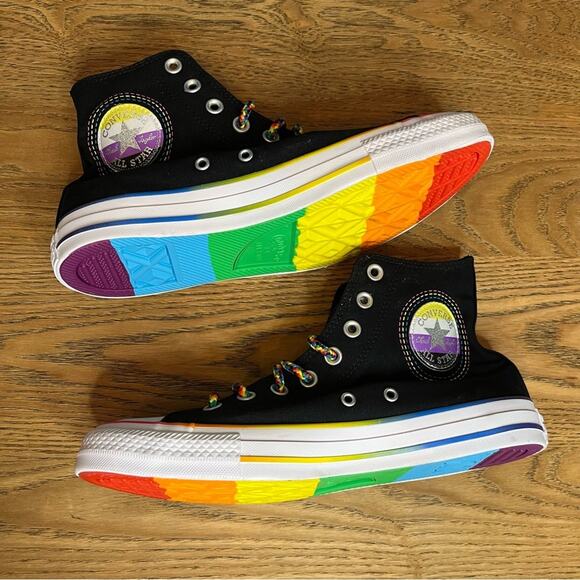 NWOT Converse CTAS High Top Pride Custom Sneakers Rainbow Men’s 8 Women’s 10 - Picture 7 of 10